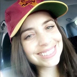 Meet your Posher, Kendra